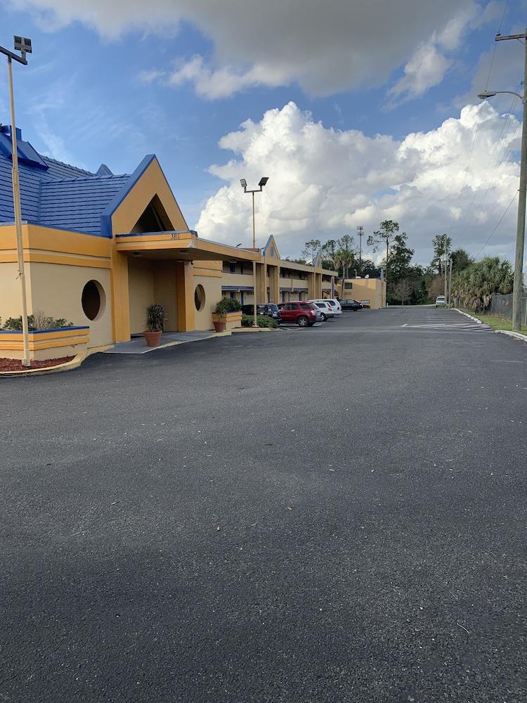 Days Inn By Wyndham Ocala North Extérieur photo